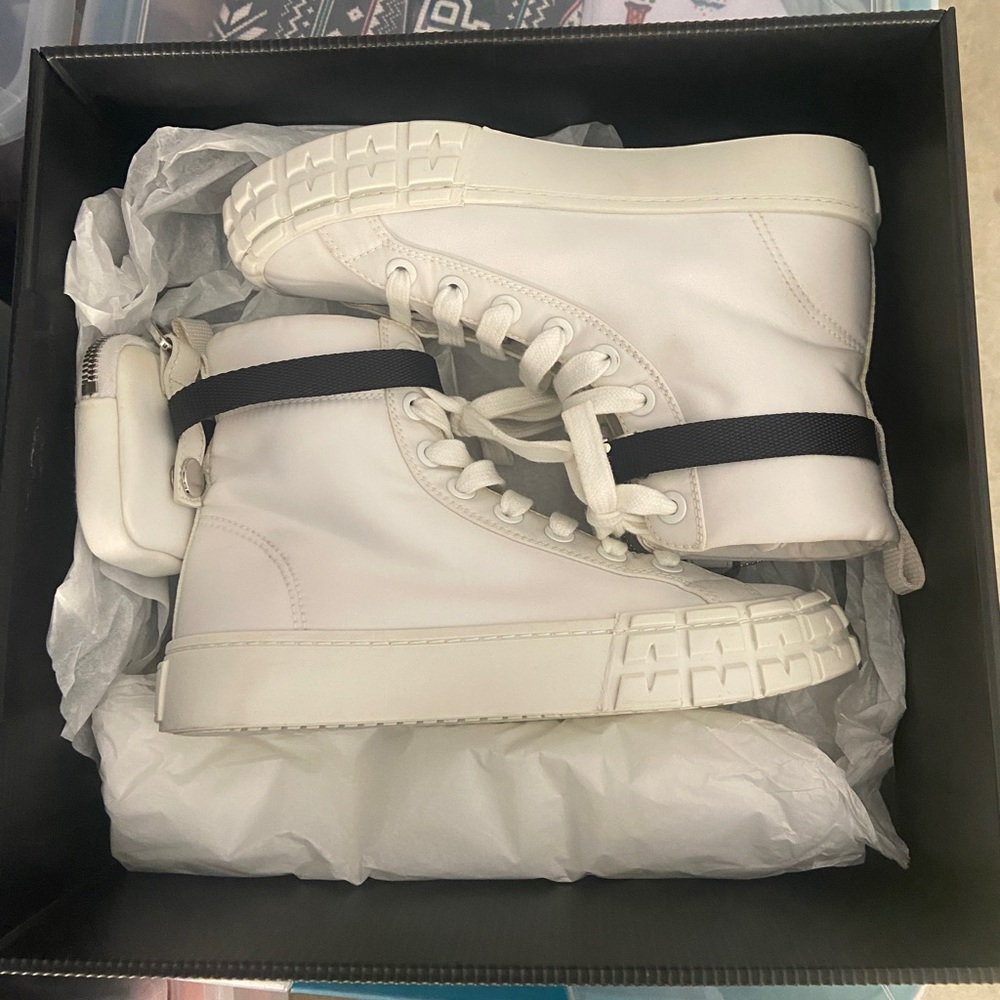 $1370 Prada High Top Sneakers Nylon Zip-Pouch White US 6.5 Women’s 36.5 - Picture 9 of 10